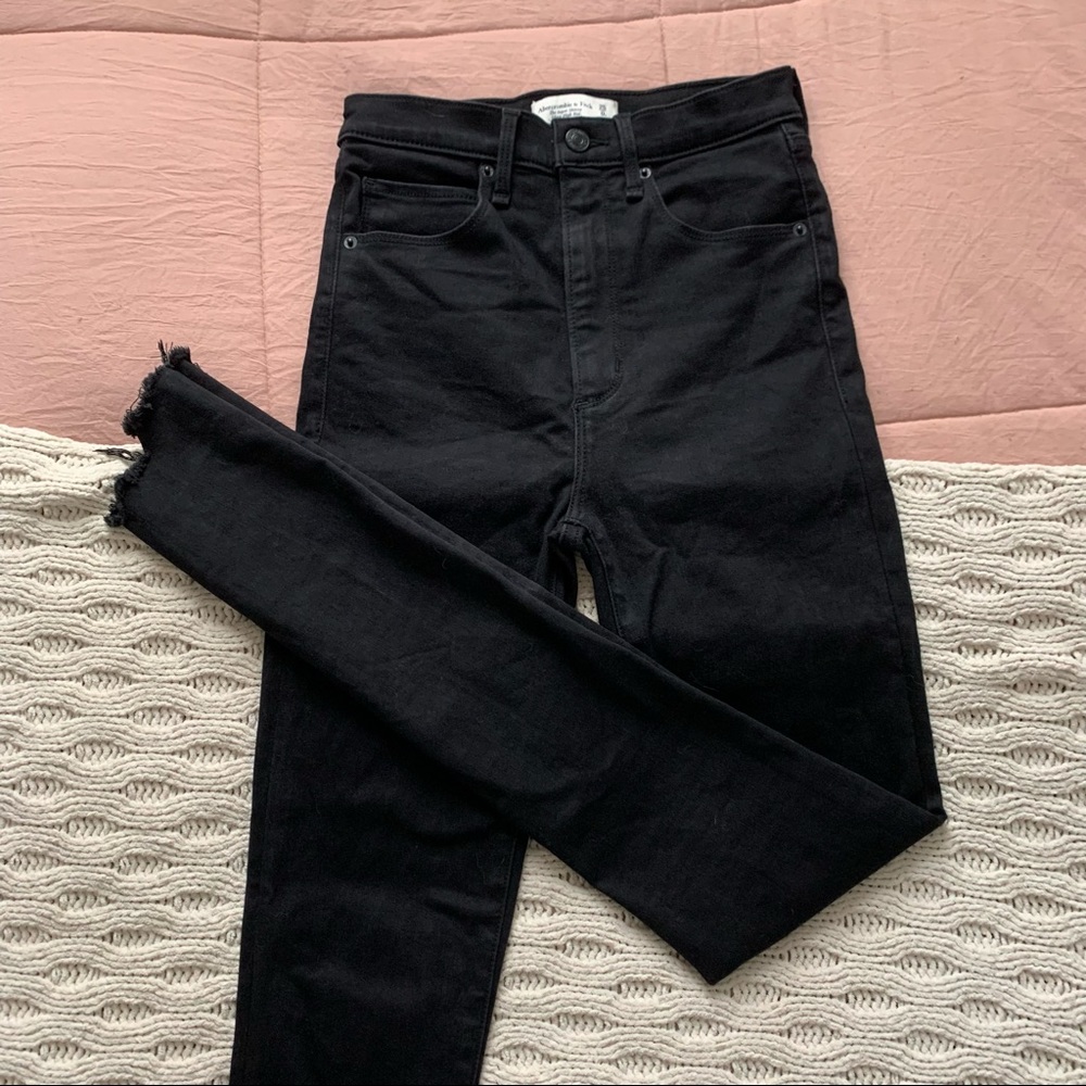 Abercrombie Ultra High Rise Super Skinny Jeans